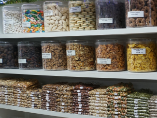 Grãos, doces e chips